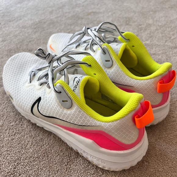 Nike renew sneakers - Picture 1 of 4